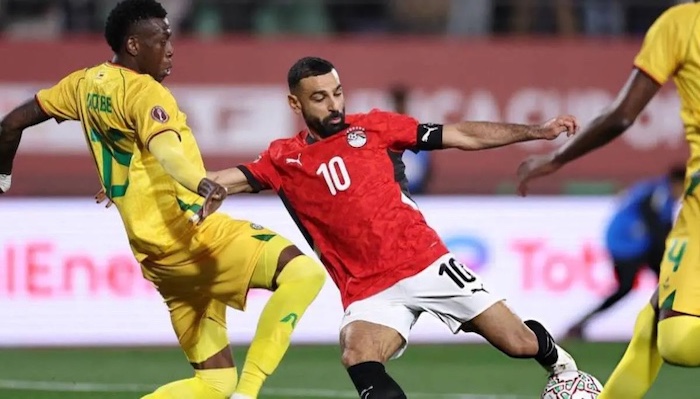 Salah’s late intervention rescues Egypt against resilient Zimbabwe